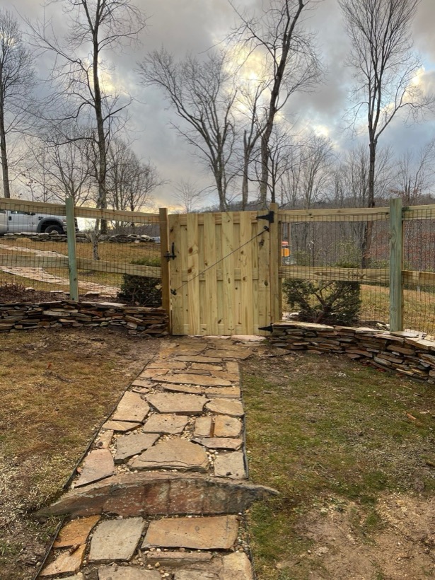 Privacy Fence Gate built by Mountain Fence & Deck in Western North Carolina