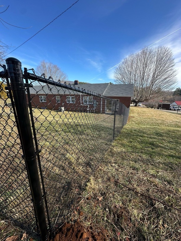 Chain Link Fence built by Mountain Fence & Deck in Western North Carolina