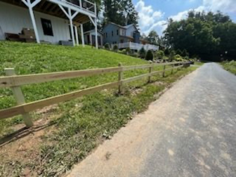 Fence and deck work in Old Fort