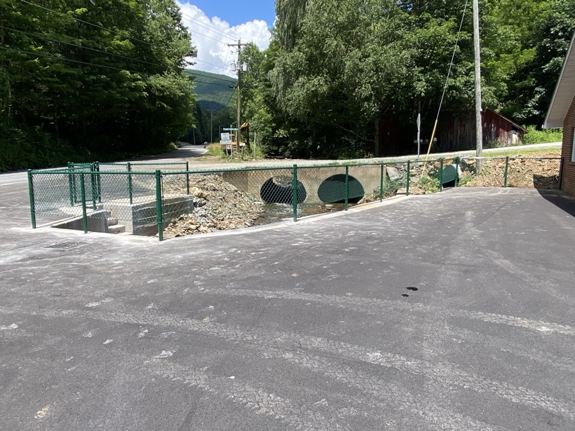 Commercial Fencing built by Mountain Fence & Deck in Western North Carolina