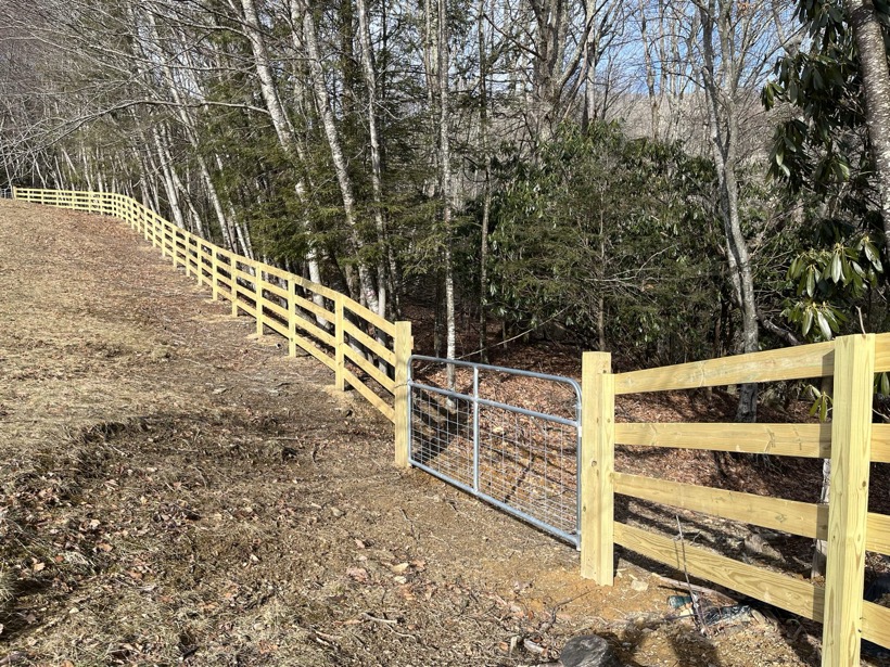 Custom Fence installed by Mountain Fence & Deck in the High Country, NC
