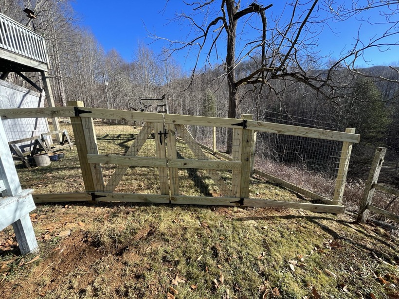 Fence and deck work in Boone